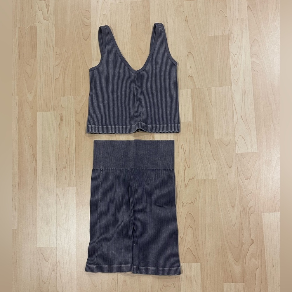 Aura Navy Workout Set